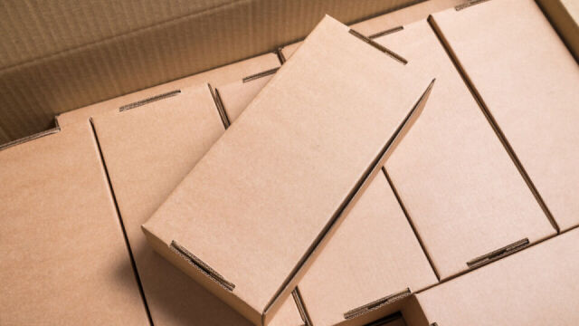 Czy istnieją alternatywne metody pakowania nie wymagające użycia tradycyjnych pudełek?
