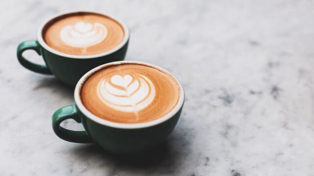 Flat White - dlaczego warto spróbować tego specjalnego rodzaju kawy?