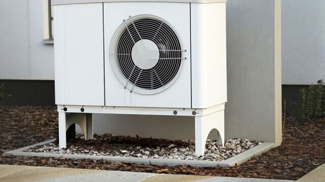 Przykłady zastosowania pomp ciepła jako klimatyzatorów w różnych budynkach